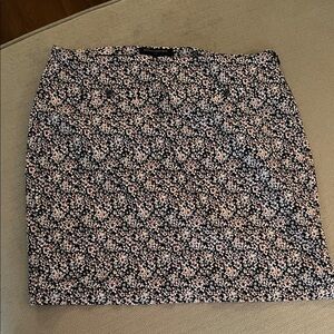 Banana Republic Black and White Floral Pencil Skirt